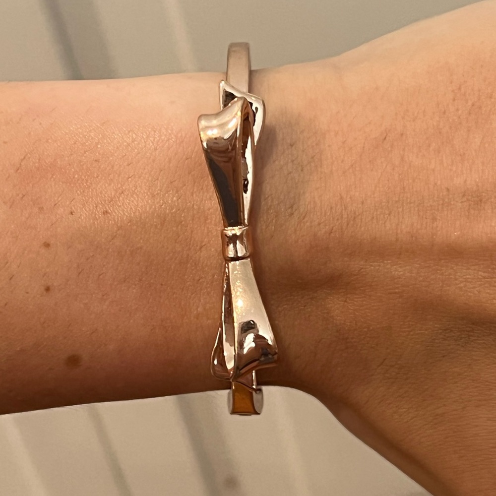 Kate Spade - Bow bracelet